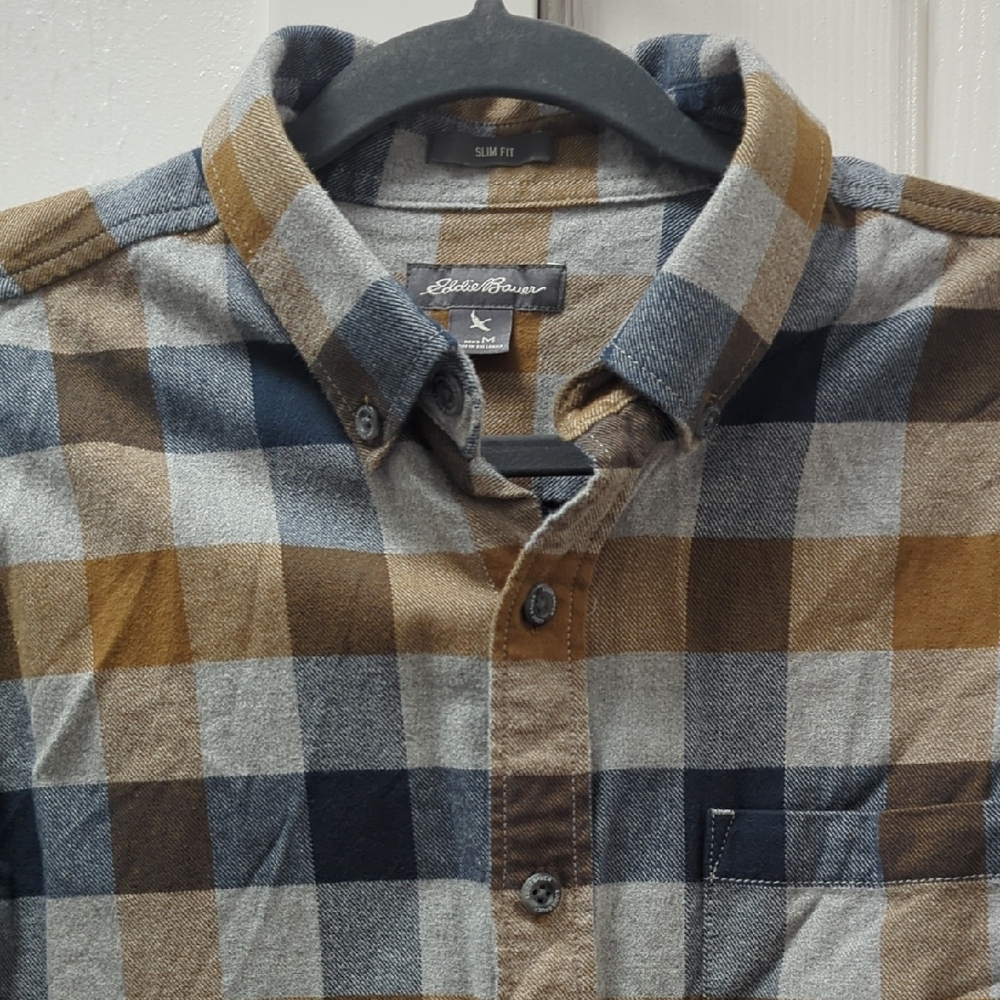 Men's Size M Eddie Bauer Multicolor Checkered Shirt
